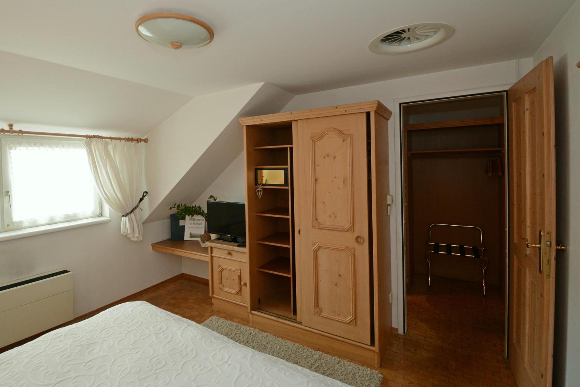Hotel & Restaurant Braunstein - Pauli'S Stuben พูร์บาค อัม นอยซีดเลอร์เซ ห้อง รูปภาพ